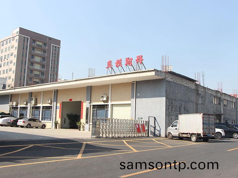 塑膠(jiao)製(zhi)品(pin)的噴漆(qi)技(ji)術